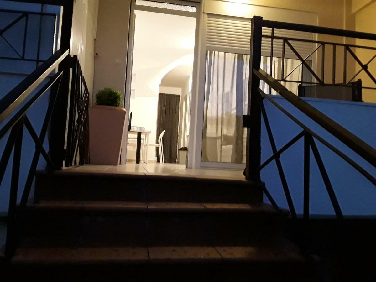 Maisonette R&F2 Kallithea  Buitenkant foto